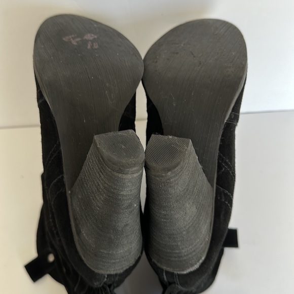 Naughty Monkey Women’s Black Suede Fringe Boot - Picture 8 of 9